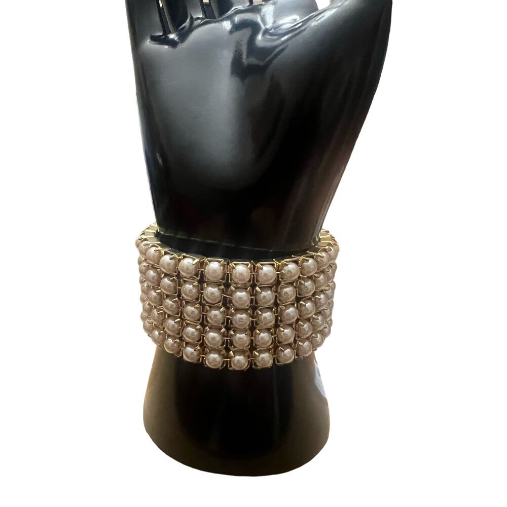 Gold-Tone Faux Pearl Stretch Bracelet - Classic Elegant Style